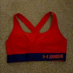 Under Armour Sports Bra Size Small